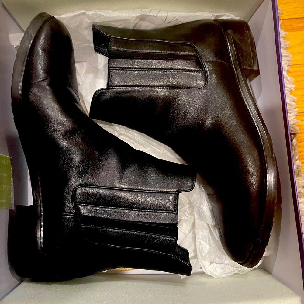 Stuart Weitzman boots